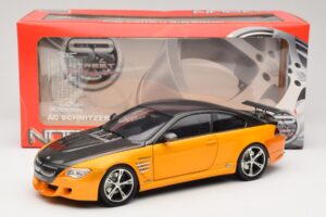 BMW M6 E63 AC Schnitzer Tension Yellow & Black Norev 1:18 183550 Metall — Bild 8 von 8