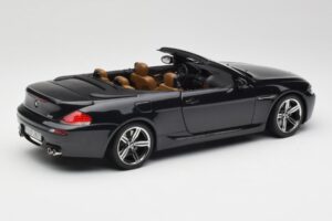 BMW M6 E64 Cabriolet Sapphire Black Kyosho 1:18 80430417424 Metall — Bild 4 von 9