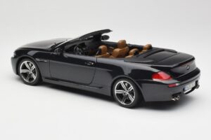 BMW M6 E64 Cabriolet Sapphire Black Kyosho 1:18 80430417424 Metall — Bild 8 von 9