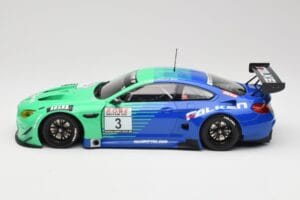 BMW M6 GT3 F13 #3 Falken Motorsports P. Düsseldorf / J. Müller VLN Winner Heat 4 2017 Minichamps 1:18 153172693 Metall — Bild 3 von 6