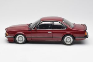 BMW M635 CSi E24 Karmin Rot AUTOart 1:18 70528 Metall — Bild 4 von 8