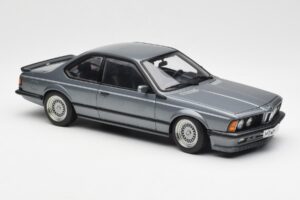 BMW M635 CSi E24 Shadow Line Delphin Metallic AUTOart 1:18 70529 Metall — Bild 6 von 8