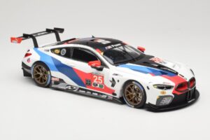 BMW M8 GTE Team RLL C. De Phillippi / B. Auberlen 2nd in Class 12 Hours of Sebring 2018 Minichamps 1:18 155182925 Metall — Bild 4 von 6