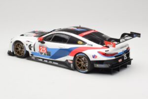BMW M8 GTE Team RLL C. De Phillippi / B. Auberlen 2nd in Class 12 Hours of Sebring 2018 Minichamps 1:18 155182925 Metall — Bild 5 von 6
