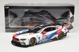 BMW M8 GTE Team RLL C. De Phillippi / B. Auberlen 2nd in Class 12 Hours of Sebring 2018 Minichamps 1:18 155182925 Metall — Bild 6 von 6