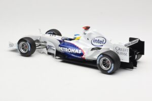 BMW Sauber F1.06 #16 N. Heidfeld Launch Version 2006 Minichamps 1:18 80430413183 Metall — Bild 5 von 6