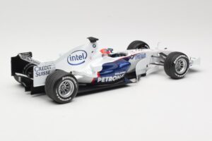 BMW Sauber F1.07 #10 R. Kubica Launch Version 2007 Minichamps 1:18 80430426995 Metall — Bild 2 von 7