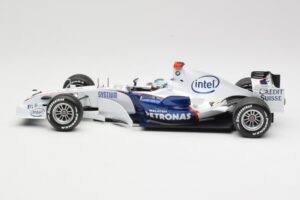 BMW Sauber F1.07 #9 N. Heidfeld Launch Version 2007 Minichamps 1:18 80430426994 Metall — Bild 3 von 7