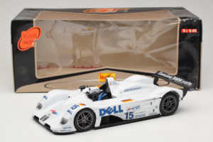 BMW V12 LMR #15 Y. Dalmas / J. Winkelhock / P. Martini 24 Hours of Le Mans Winner 1999 Maisto 1:18 56062 Metall — Bild 8 von 8