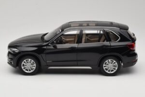 BMW X5 E70 Sapphire Black Paragon 1:18 PA-97071 Metall — Bild 4 von 8