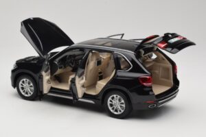 BMW X5 E70 Sapphire Black Paragon 1:18 PA-97071 Metall — Bild 5 von 8