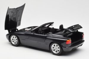 BMW Z1 Schwarz Metallic Minichamps 1:18 180020100 Metall — Bild 5 von 8