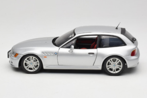 BMW Z3 E36/8 Coupe 2.8 Silber UT Models 1:18 20421-R1 Metall — Bild 4 von 8
