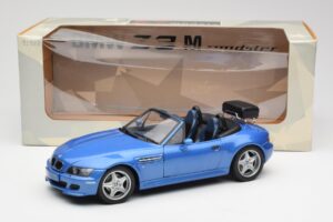 BMW Z3 M Roadster Mit Gepäckträger Blau Metallic UT Models 1:18 20416 Metall — Bild 8 von 8