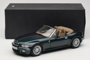 BMW Z3 Roadster 2.8 Dunkelgrün Händler Edition UT Models 1:18 80439411713 Metall — Bild 8 von 8