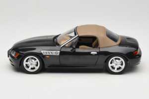 BMW Z3 Roadster Grün Händler Edition UT Models 1:18 80439411711 Metall — Bild 4 von 8