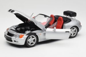 BMW Z3 Roadster Mit Gepäckträger Silber UT Models 1:18 20407 Metall — Bild 2 von 8
