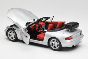 BMW Z3 Roadster Mit Gepäckträger Silber UT Models 1:18 20407 Metall — Bild 5 von 8