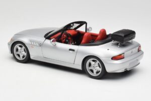 BMW Z3 Roadster Mit Gepäckträger Silber UT Models 1:18 20407 Metall — Bild 7 von 8