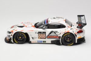 BMW Z4 E89 GT3 #888 Triple Eight Racing L. Mowle / J. Ratcliffe 24 Hours of Spa 2015 Minichamps 1:18 151152388 Metall — Bild 3 von 6