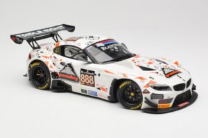 BMW Z4 E89 GT3 #888 Triple Eight Racing L. Mowle / J. Ratcliffe 24 Hours of Spa 2015 Minichamps 1:18 151152388 Metall — Bild 4 von 6