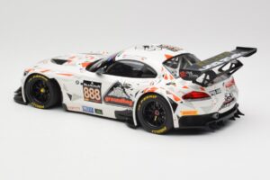 BMW Z4 E89 GT3 #888 Triple Eight Racing L. Mowle / J. Ratcliffe 24 Hours of Spa 2015 Minichamps 1:18 151152388 Metall — Bild 5 von 6