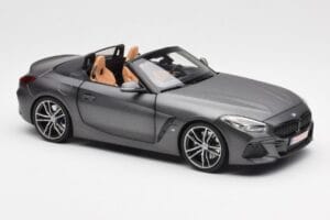BMW Z4 G29 Grau Metallic Norev 1:18 183270 Metall — Bild 6 von 8