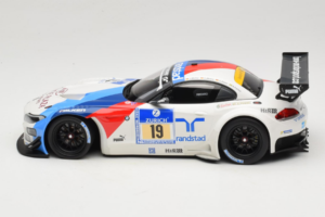 BMW Z4 GT3 #19 Team Schubert J. Muller / D. Muller ADAC 24 Hours Nurburgring 2013 Minichamps 1:18 151132319 Metall — Bild 3 von 6