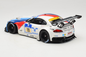BMW Z4 GT3 #19 Team Schubert J. Muller / D. Muller ADAC 24 Hours Nurburgring 2013 Minichamps 1:18 151132319 Metall — Bild 5 von 6