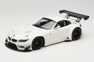 BMW Z4 GT3 E89 Weiß Minichamps 1:18 151122301 Metall