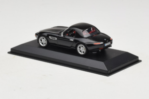 BMW Z8 Schwarz Hardtop Minichamps 1:43 BMW018 Metall — Bild 3 von 4