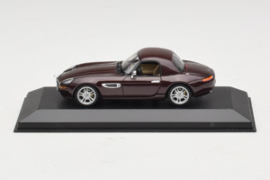 BMW Z8 Braun Hardtop Minichamps 1:43 BMW019 Metall