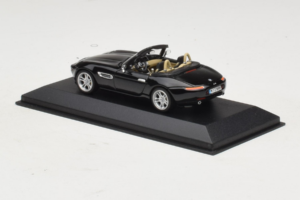 BMW Z8 Cabriolet Schwarz Minichamps 1:43 80420026607-R1 Metall — Bild 3 von 4