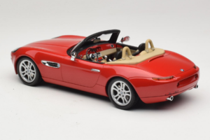 BMW Z8 Rot Minichamps 1:18 155024230 Metall — Bild 5 von 6