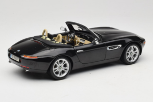 BMW Z8 Schwarz Kyosho 1:18 80439411729 Metall — Bild 3 von 9