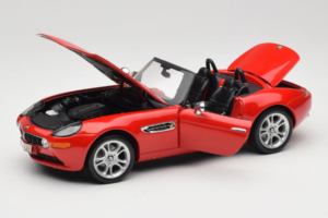 BMW Z8 Rot Kyosho 1:18 80439411730 Metall — Bild 2 von 9
