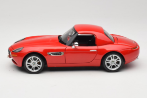 BMW Z8 Rot Kyosho 1:18 80439411730 Metall — Bild 5 von 9