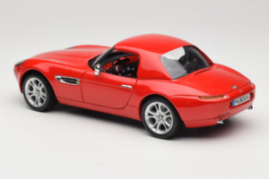 BMW Z8 Rot Kyosho 1:18 80439411730 Metall — Bild 8 von 9