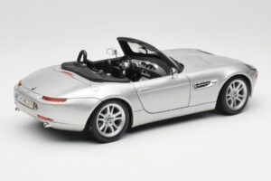 BMW Z8 E52 Titanium Silver Maisto 1:18 536896 Metall — Bild 3 von 8