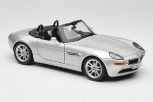 BMW Z8 E52 Titanium Silver Maisto 1:18 536896 Metall — Bild 6 von 8