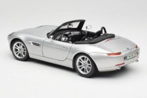 BMW Z8 E52 Titanium Silver Maisto 1:18 536896 Metall — Bild 7 von 8