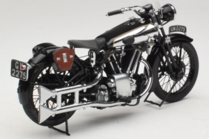 Brough Superior SS 100 T. E. Lawrence Minichamps 1:18 122135500 Metall — Bild 2 von 6