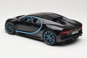 Bugatti Chiron Schwarz & Blau Bburago 1:18 18-11040BK Metall — Bild 7 von 8