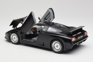 Bugatti EB110 Schwarz Bburago 1:18 3055 Metall — Bild 5 von 8