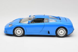 Bugatti EB110 Blau Bburago 1:18 3035 Metall — Bild 4 von 8