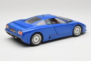 Bugatti EB110 Dunkelblau Bburago 1:18 3035-DB Metall — Bild 3 von 8