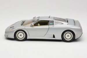 Bugatti EB110 Silber Bburago 1:18 3035-S Metall — Bild 4 von 8