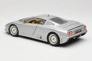 Bugatti EB110 Silber Bburago 1:18 3035-S Metall — Bild 7 von 8