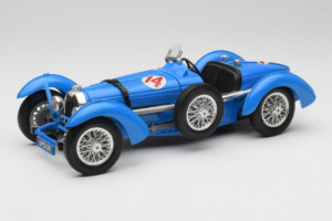 Bugatti Type 51 Grand Prix #14 Blau Bburago 1:18 3012-M1 Metall