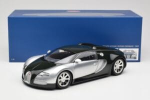 Bugatti Veyron Edition Centenaire Chrome Green Minichamps 1:18 100110852 Metall — Bild 8 von 8
